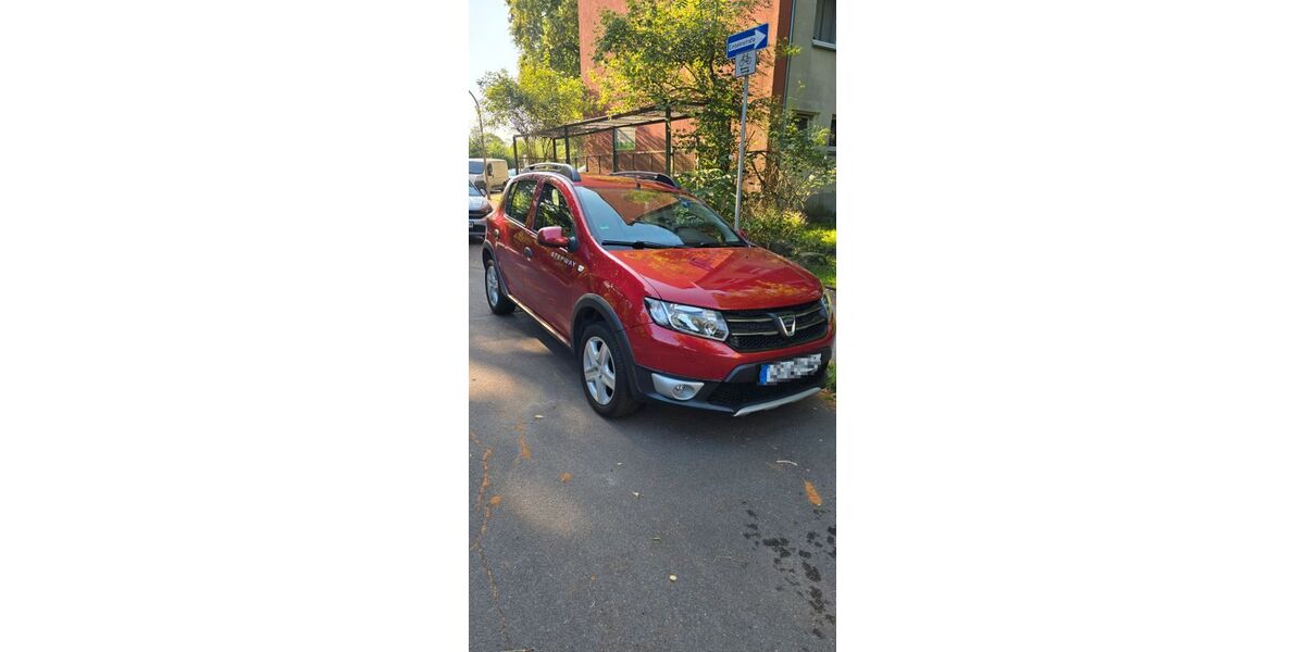 Dacia Sandero 102.000 km 5.550 &euro; Dortmund 44269