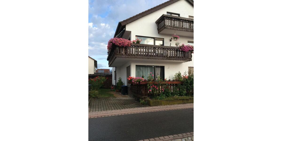 Mehrfamilienhaus, Wohnhaus Gärtringen - 9 Zimmer, 280 m&sup2;, 799.000&euro; | Angebot:26677803