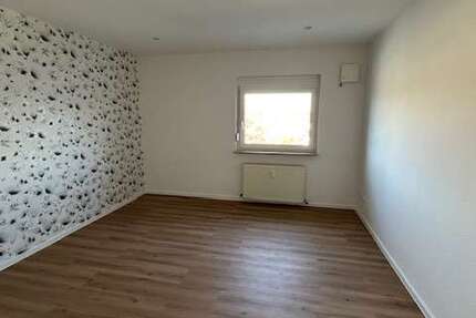 Wohnung Kriftel - 2 Zimmer, 90 m&sup2;, 1.490&euro; | Angebot:25271382