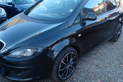 Seat Altea 230.000 km 3.450 &euro; Oberhausen 46149