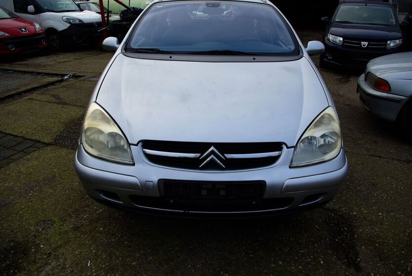 Citroen C5 126.000 km 2.380 € Bottrop 46242