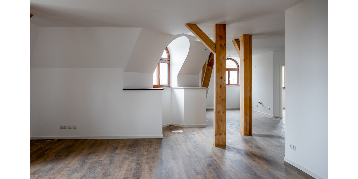 Villa Meyer – Historisches Gründerzeitjuwel mit exklusivem Wohn- & Gewerbepotenzial in Bestlage von Gera - Wohn- & Geschäftshaus Gera Ostviertel | Angebot:26788141