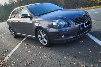 Toyota Avensis 205.233 km 2.999 &euro; Sulzbach 65843