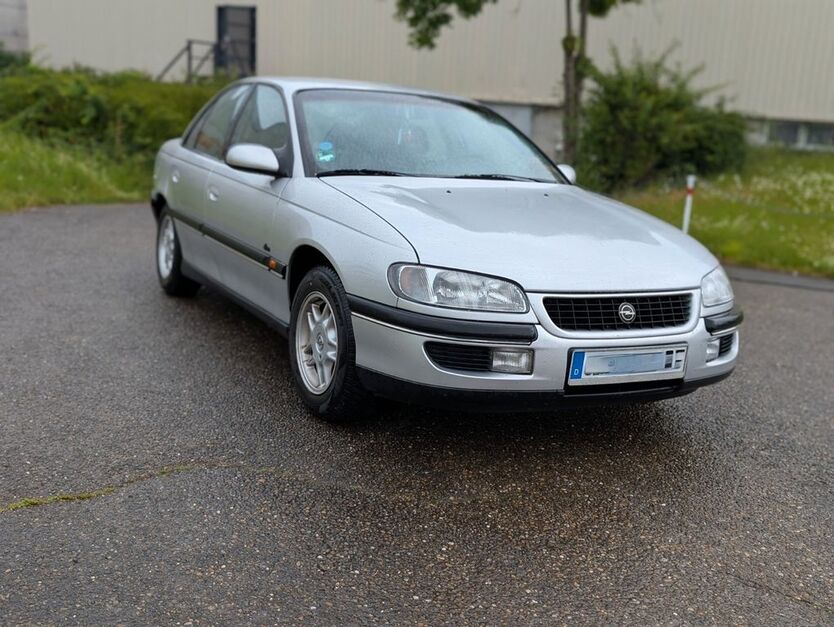 Opel Omega 267.000 km 1.099 € Salach 73084
