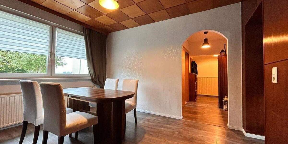Einfamilienhaus Neutrebbin - 4 Zimmer, 102 m&sup2;, 240.000&euro; | Angebot:25729837