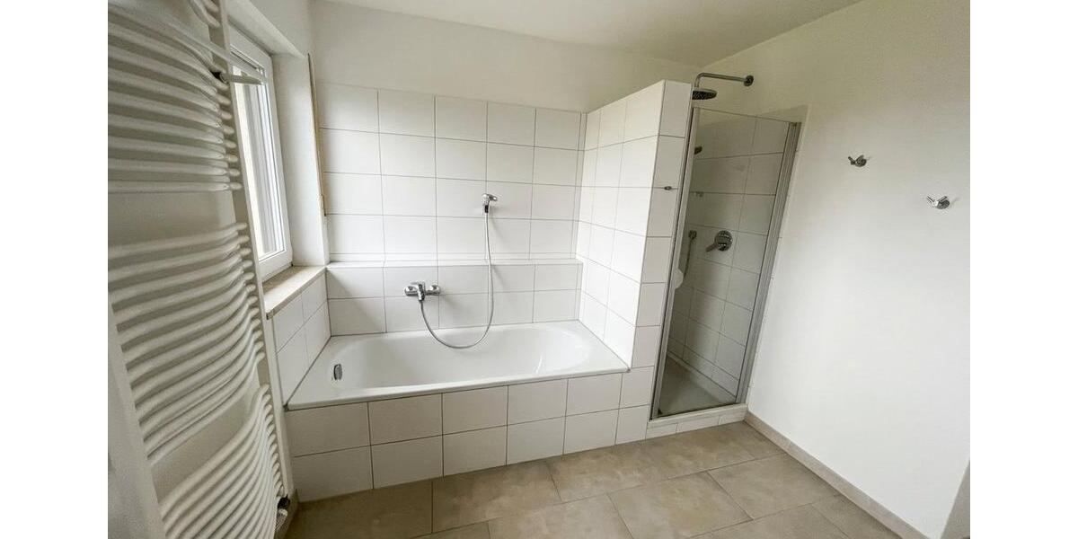 Etagenwohnung Vierkirchen - 4 Zimmer, 110 m&sup2;, 1.420&euro; | Angebot:26396883