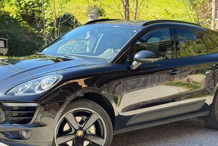 Porsche Macan 156.900 km 28.700 &euro; Aichach 86551