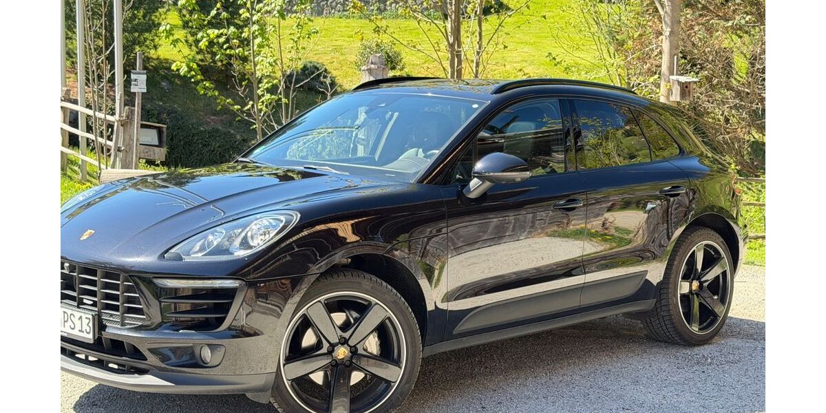Porsche Macan 156.900 km 28.700 &euro; Aichach 86551