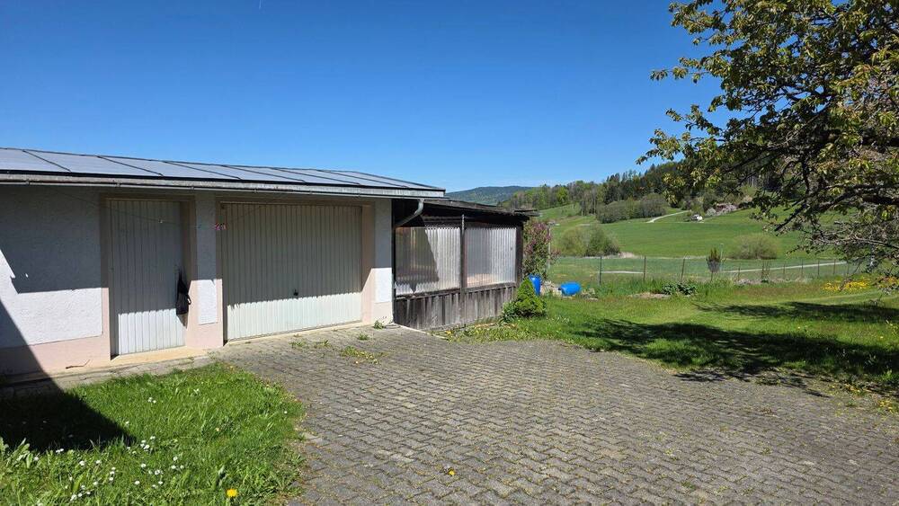 Einfamilienhaus Freyung Neureut - 8 Zimmer, 100 m&sup2;, 225.000&euro; | Angebot:26512602
