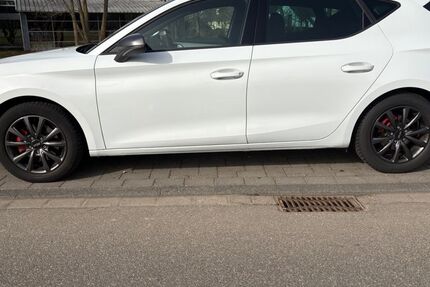 Seat Leon 69.999 km 18.500 &euro; Rheinbach 53359