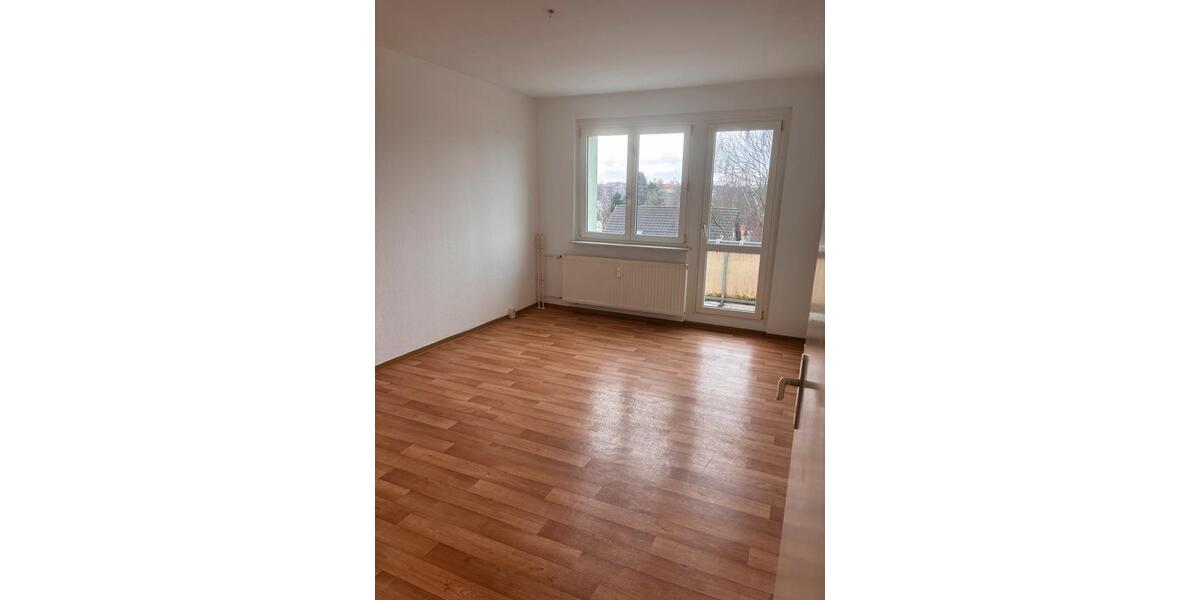 Etagenwohnung Beeskow - 4 Zimmer, 73 m&sup2;, 600&euro; | Angebot:25081290