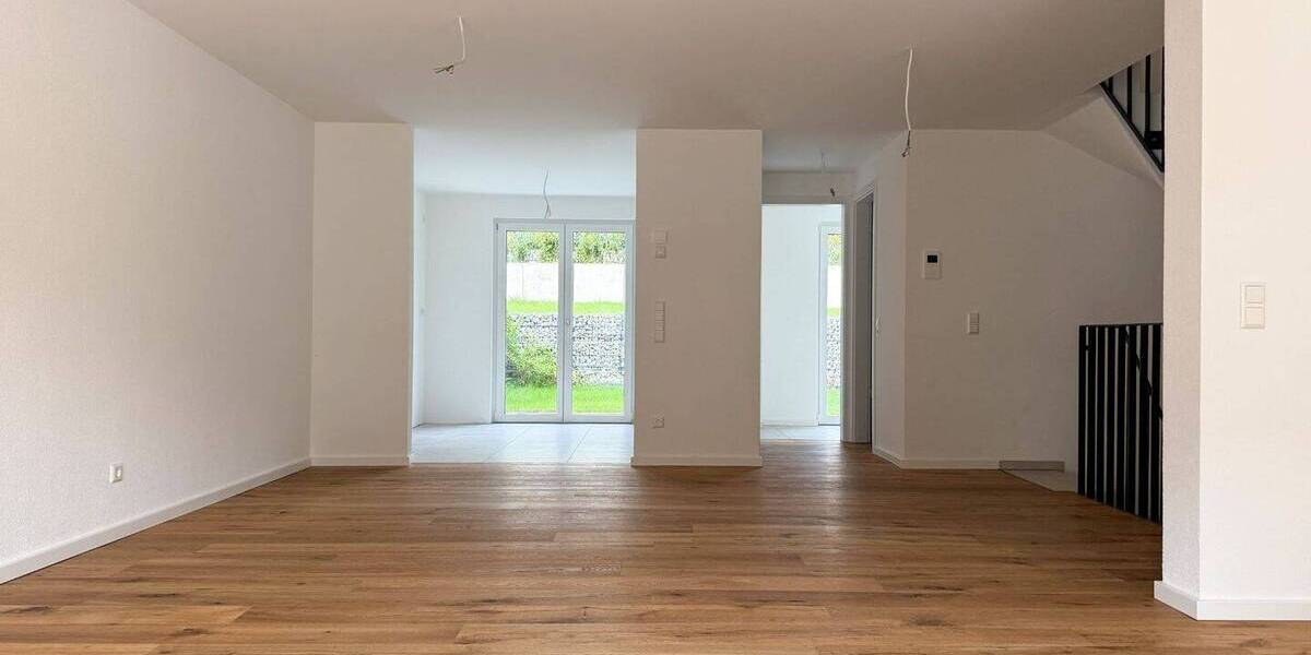 Reihenmittelhaus Bad Wildbad - 4 Zimmer, 137 m&sup2;, 590.000&euro; | Angebot:26797218