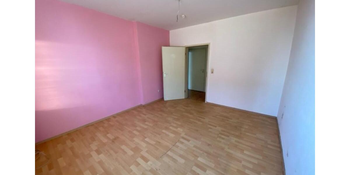 Etagenwohnung Neustadt bei Coburg - 2 Zimmer, 60 m&sup2;, 500&euro; | Angebot:25854891