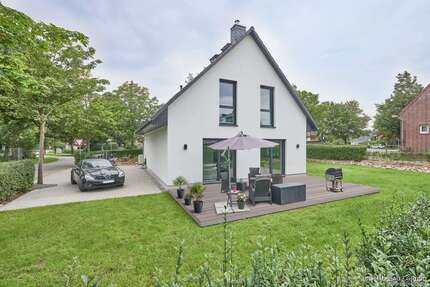Haus Bad Oldesloe - 5 Zimmer, 134 m&sup2;, 547.300&euro; | Angebot:26411589