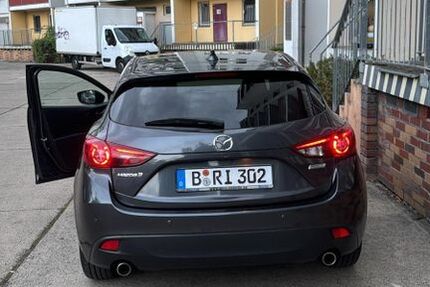 Mazda 3 243.000 km 6.500 &euro; Berlin 12627