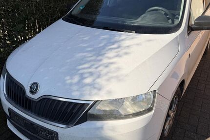 Skoda Rapid 181.836 km 4.444 &euro; Großpösna 04463