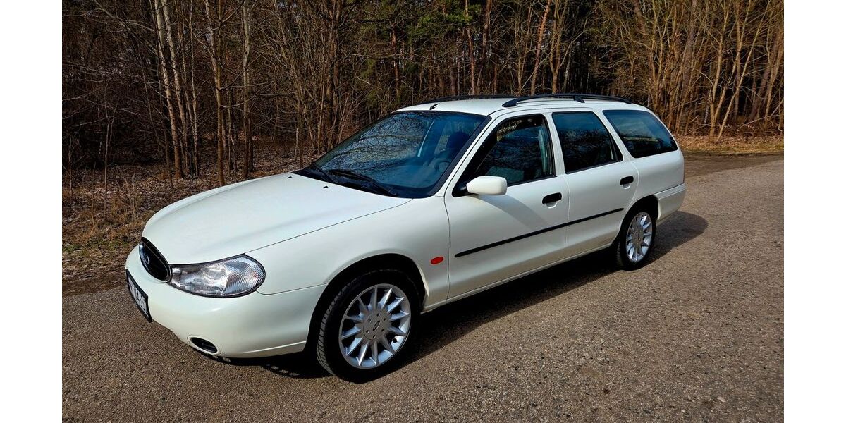 Ford Mondeo 2.360 km 9.990 &euro; Frankfurt Oder 15230