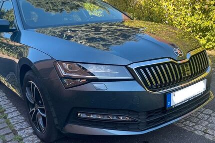 Skoda Superb 81.000 km 18.400 € Rottendorf 97228