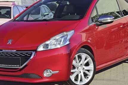 Peugeot 208 175.000 km 6.900 &euro; Fußgönheim 67136