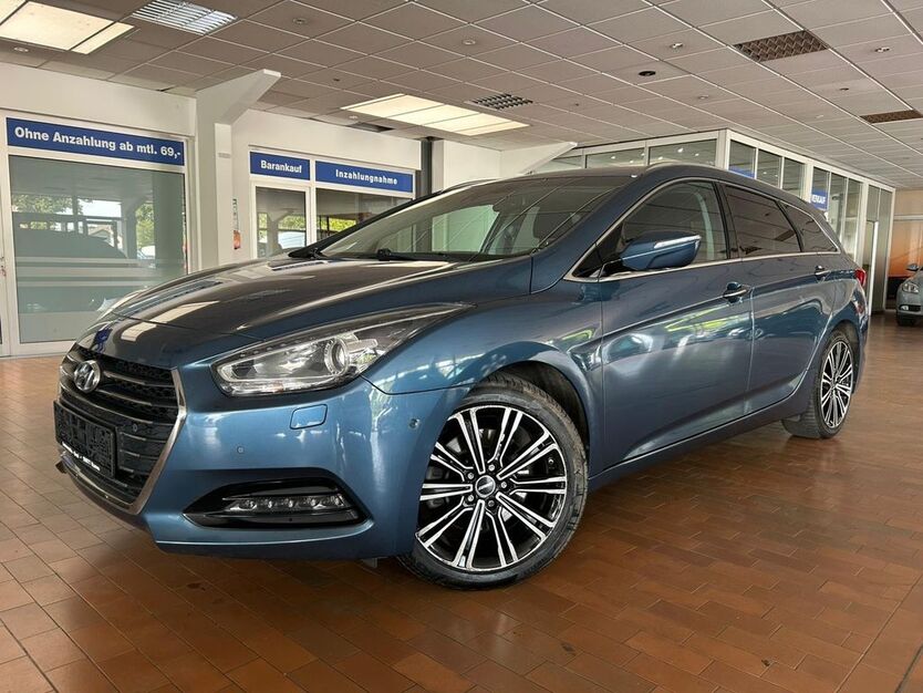 Hyundai i40 159.000 km 10.990 € Hamm 59067