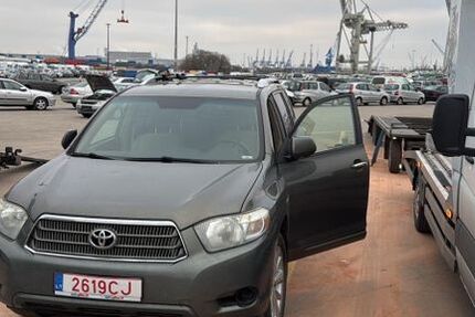 Toyota Highlander 72.000 km 6.800 € Neuss 41469