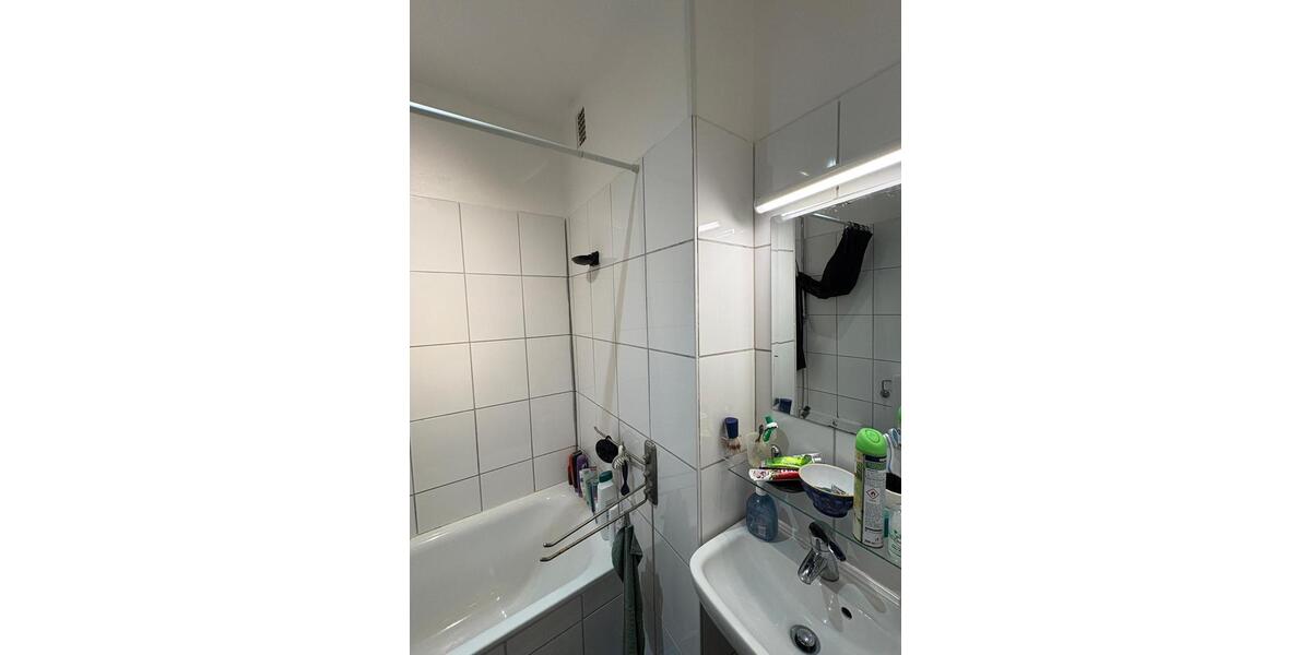 Etagenwohnung Aachen Aachen-Mitte - 3 Zimmer, 80 m&sup2;, 362&euro; | Angebot:26670825