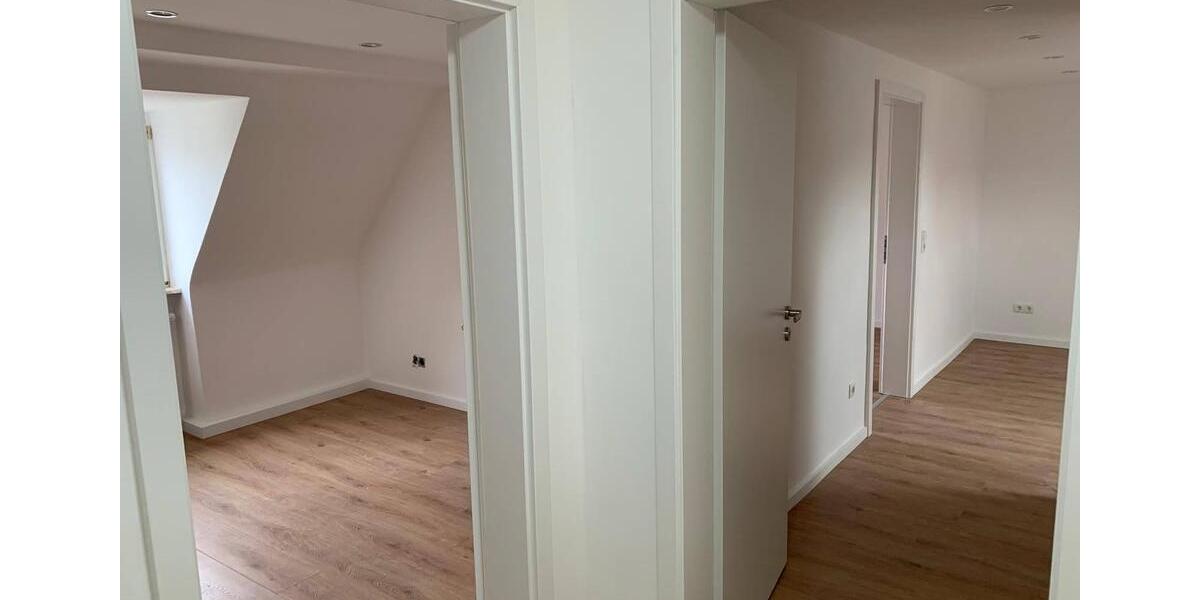 Dachgeschoßwohnung Bamberg Gereuth - 2 Zimmer, 45 m&sup2;, 580&euro; | Angebot:26384527