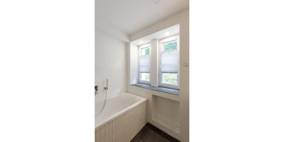 Etagenwohnung Lichtenstein (Sachsen) - 4 Zimmer, 100 m&sup2;, 950&euro; | Angebot:25830287