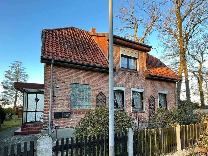 Haus zum Kaufen in Celle 229.000 € 180 m²