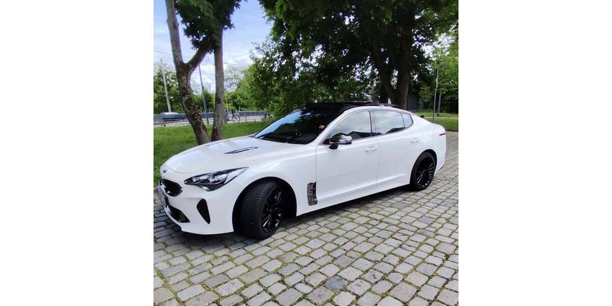 Kia Stinger 74.700 km 26.500 &euro; Karlsruhe, Stadt 76199