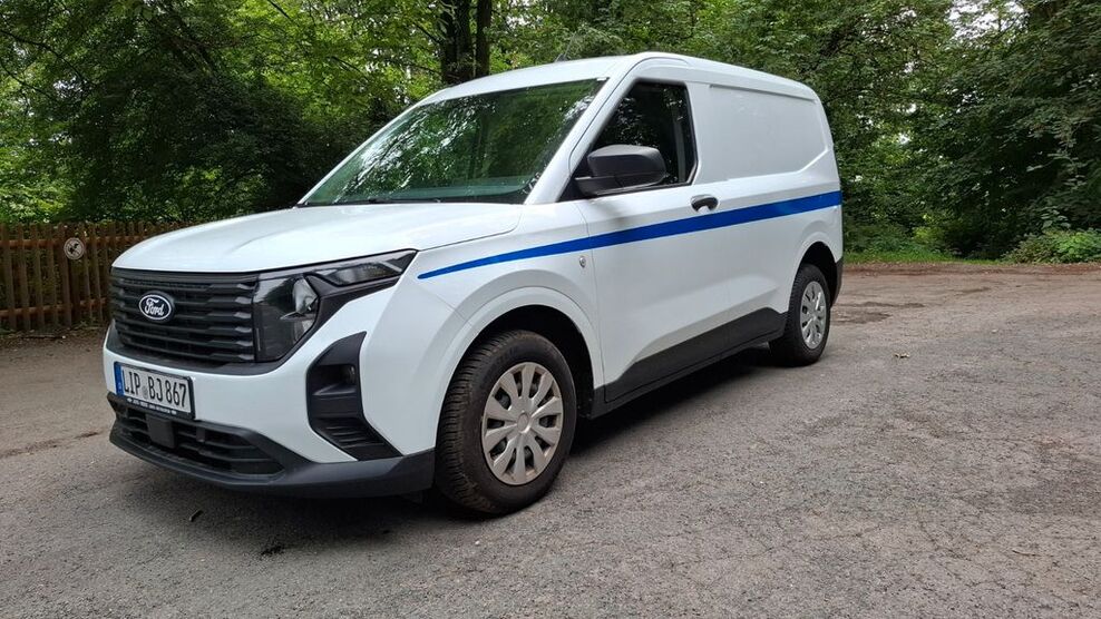 Ford Transit Courier 14.980 km 17.790 € Detmold 32760