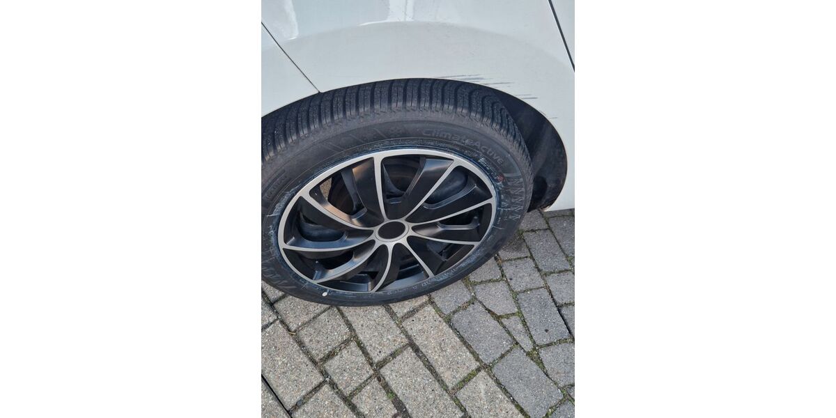 Renault Clio 91.000 km 6.500 &euro; Essen 45289