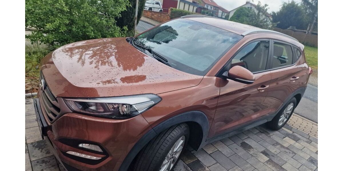 Hyundai TUCSON 58.000 km 16.900 &euro; Bovenden 37120