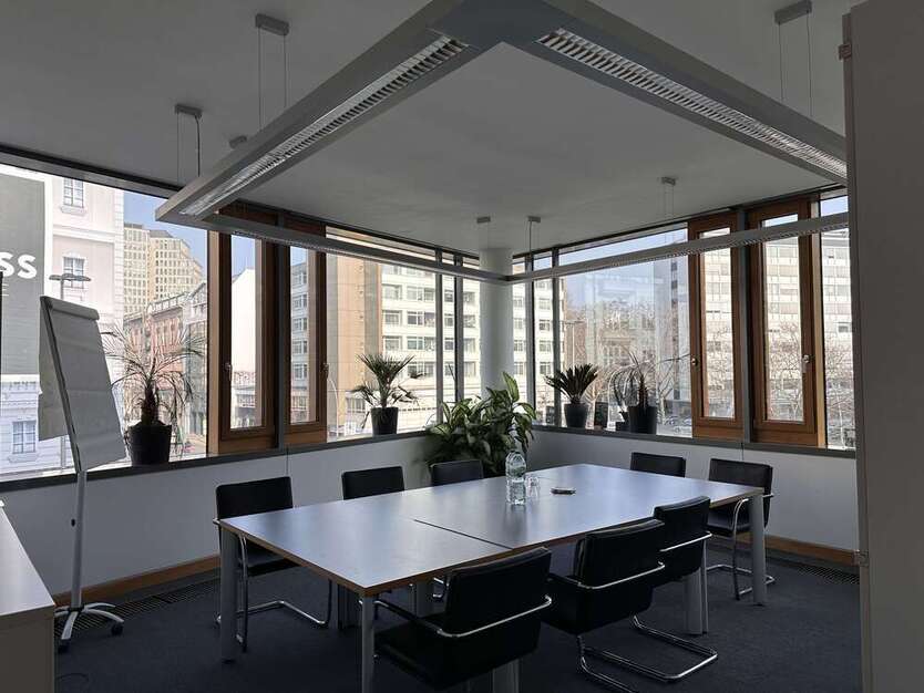 Büro in Berlin 6.648 € 277 m²