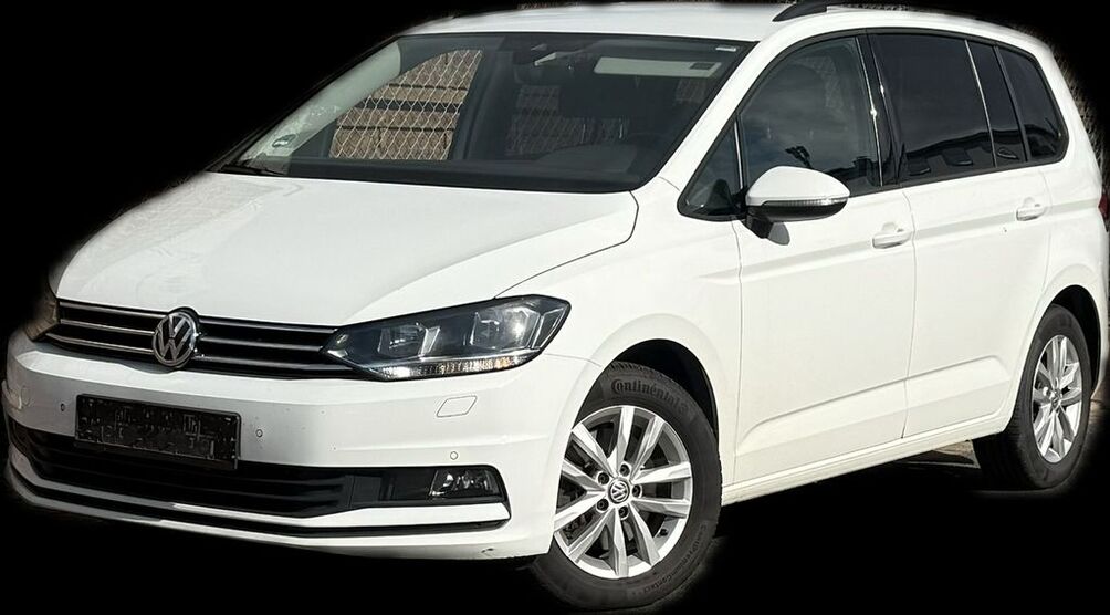 VW Touran 232.144 km 11.490 € Garbsen 30827