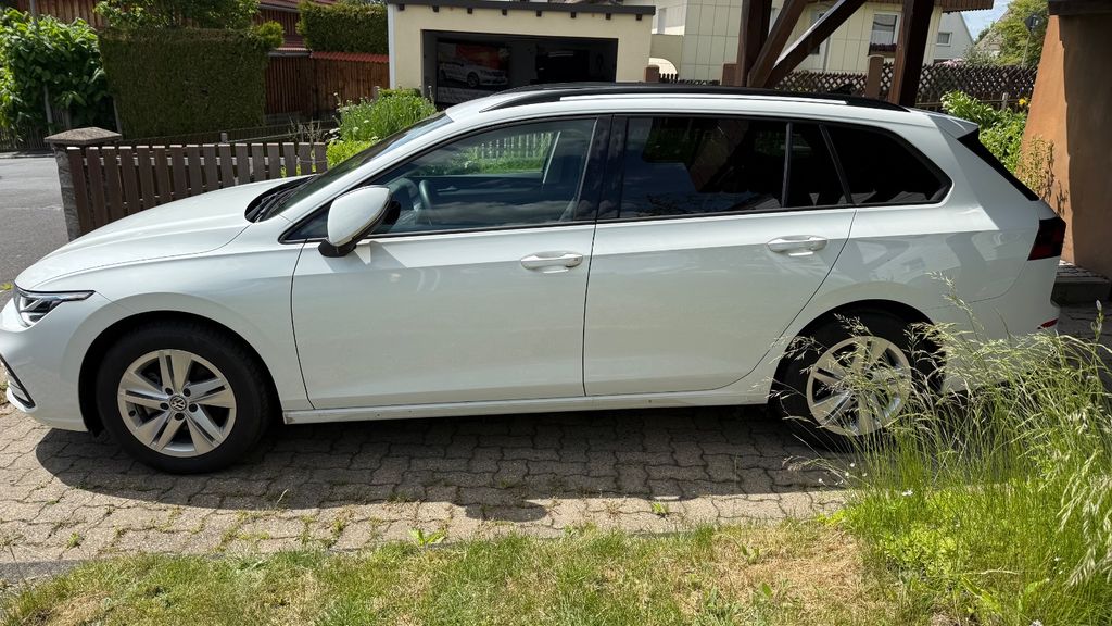 VW Golf 30.000 km 22.400 &euro; Röslau 95195