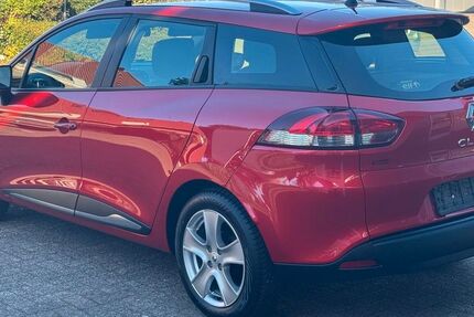 Renault Clio 29.800 km 8.599 &euro; Oldenburg 26121