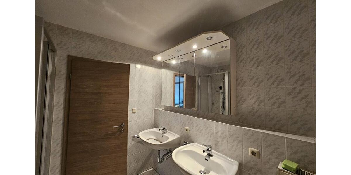 3-Zimmer-Wohnung mieten Sennfeld 63qm | Stellplatz | Küche inkl. 3 zimmer