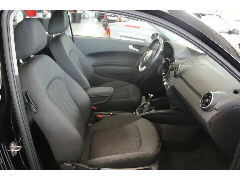 Audi A1 1.0 TFSI ultra 101.430 km 10.980 € Euskirchen 53881