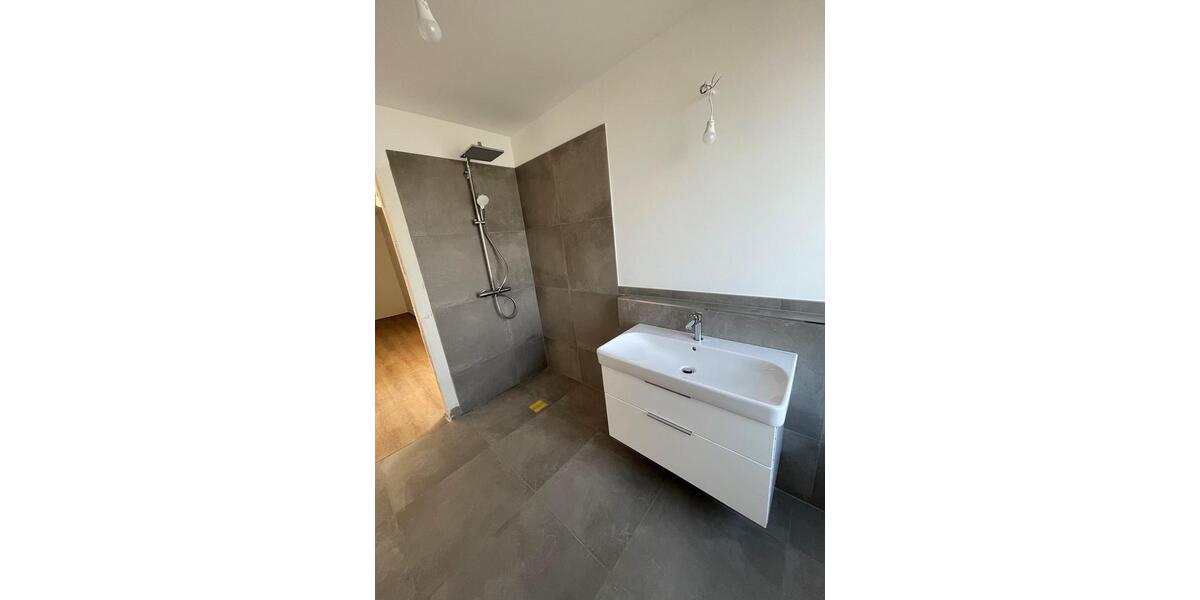 Terrassenwohnung Kempen - 2.5 Zimmer, 88 m&sup2;, 1.320&euro; | Angebot:26408973