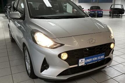 Hyundai i10 30.426 km 12.629 &euro; Salzgitter 38228