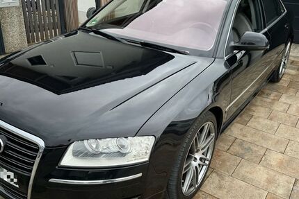 Audi A8 279.000 km 8.900 € München 81671