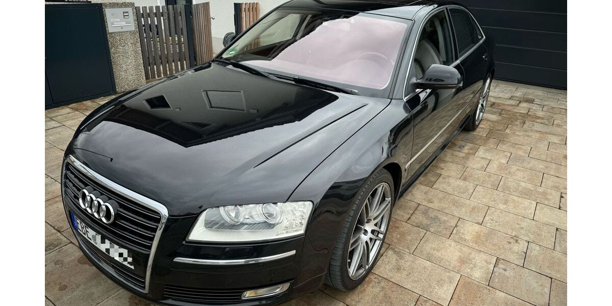 Audi A8 279.000 km 8.900 € München 81671
