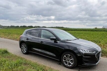 Ford Focus 41.500 km 21.000 &euro; Niederkrüchten 41372