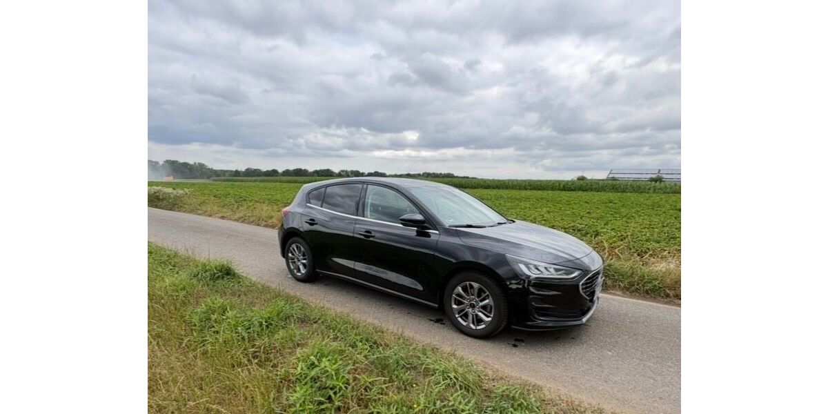Ford Focus 41.500 km 21.000 &euro; Niederkrüchten 41372