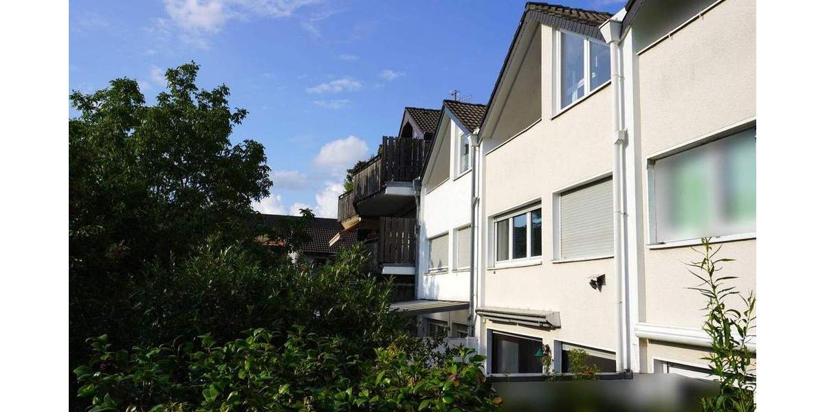 Sonne bis zum Abend auf der Terrasse - viel Platz zum Leben & neue Hybridheizung in Lev. - Opladen! 5 zimmer