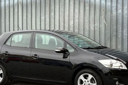 Toyota Auris 43.279 km 8.900 € Solingen/NRW 42655