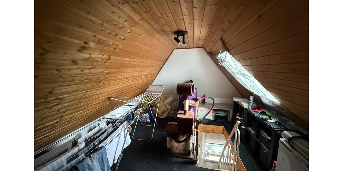 Dachgeschoßwohnung Wiesmoor - 2 Zimmer, 38 m&sup2;, 380&euro; | Angebot:25394085