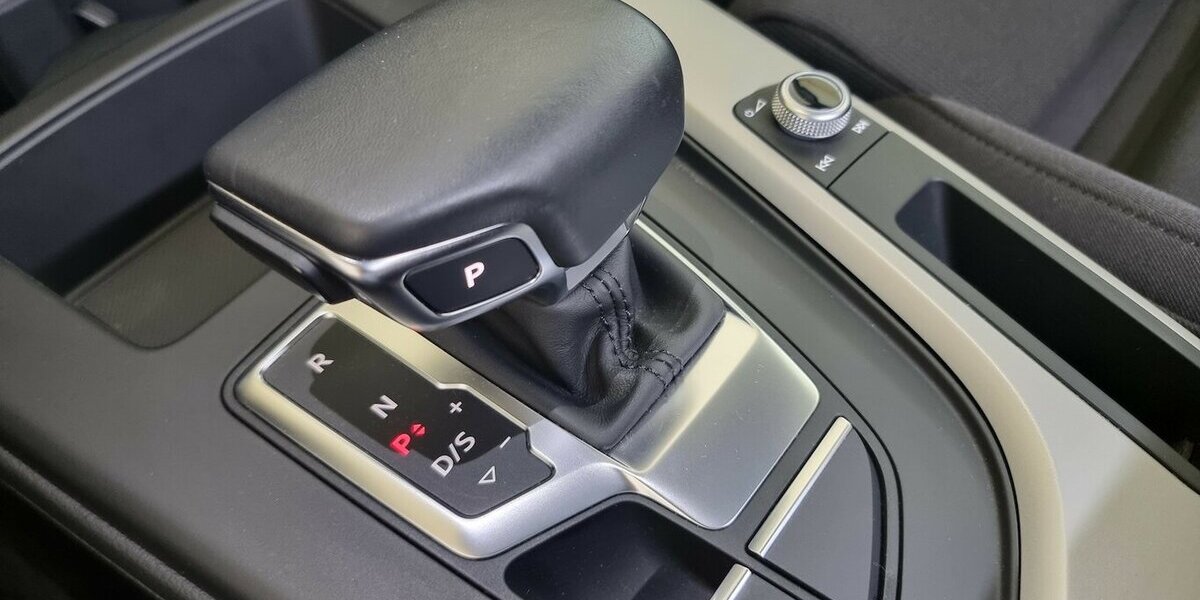 Audi A4 40 TFSI S line MHEV LED ACC AHK Navi Massage 76.500 km 28.800 &euro; Garrel 49681