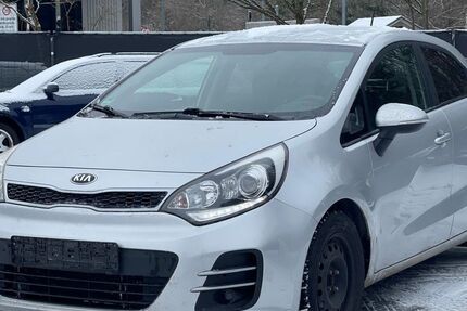 Kia Rio 177.000 km 6.900 &euro; Berlin 12107